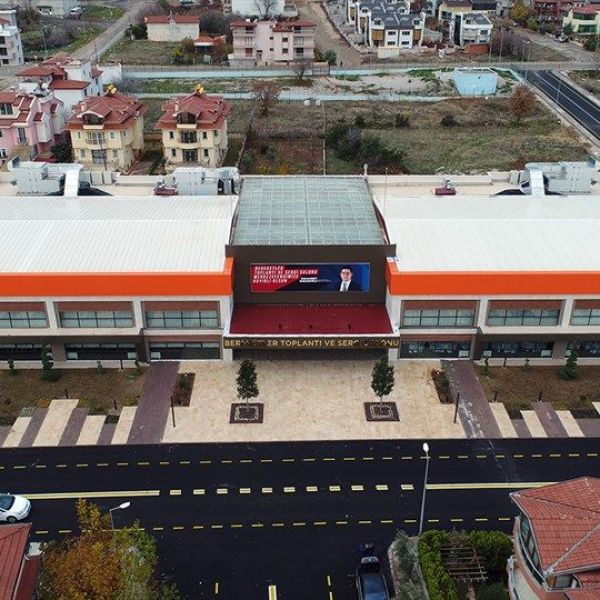 Bereketler Toplantı ve Sergi Salonu